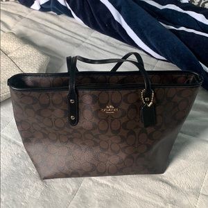 Coach signature monogram city tote